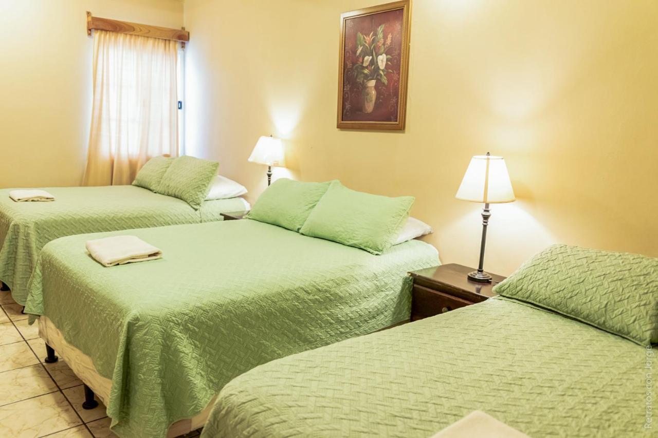 Hotel Las Margaritas La Esperanza Luaran gambar