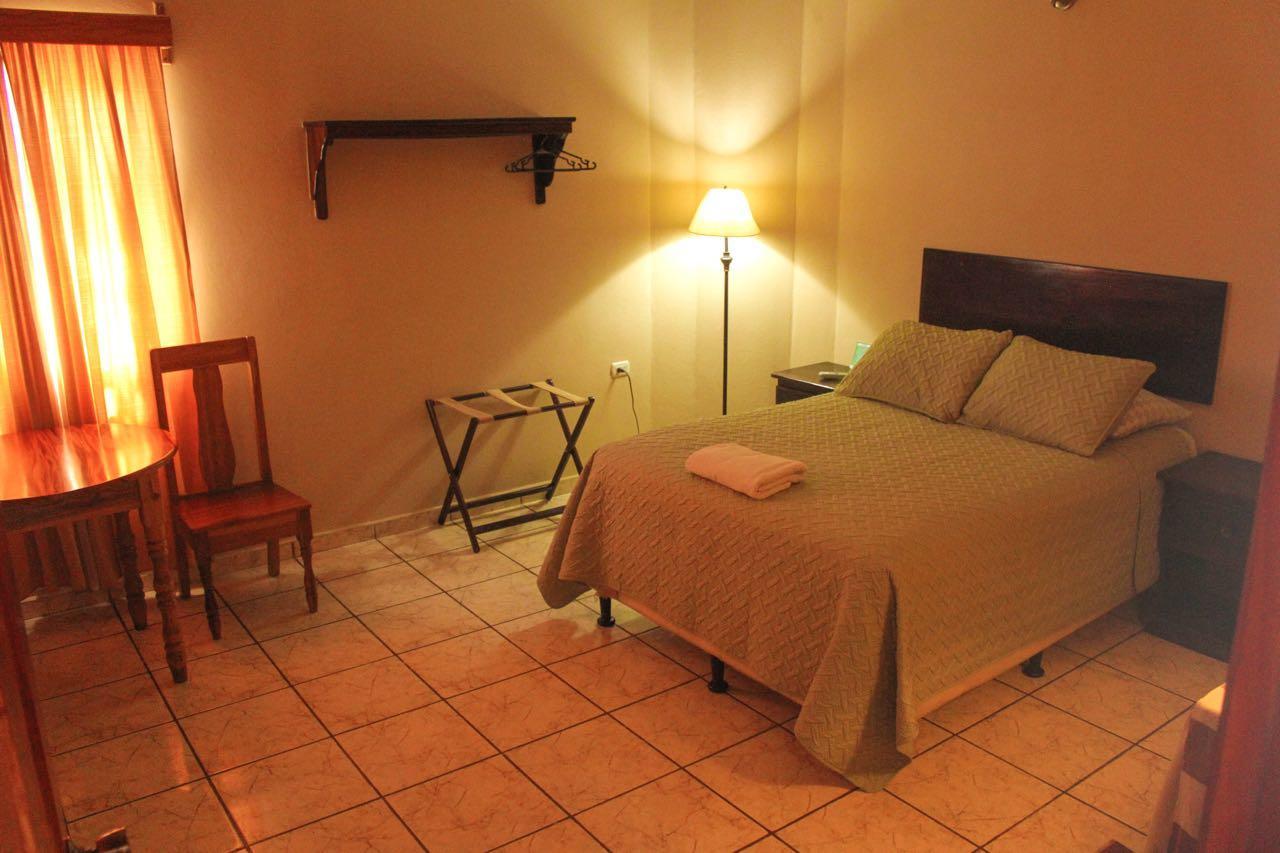 Hotel Las Margaritas La Esperanza Luaran gambar