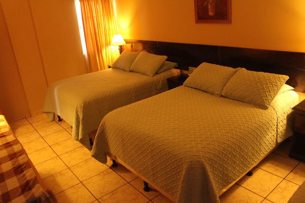 Hotel Las Margaritas La Esperanza Luaran gambar